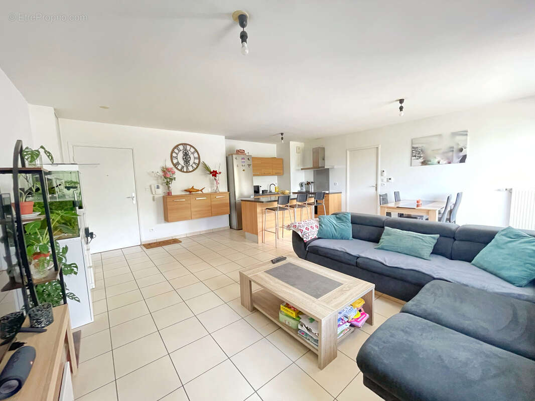 Appartement à SAINT-FONS