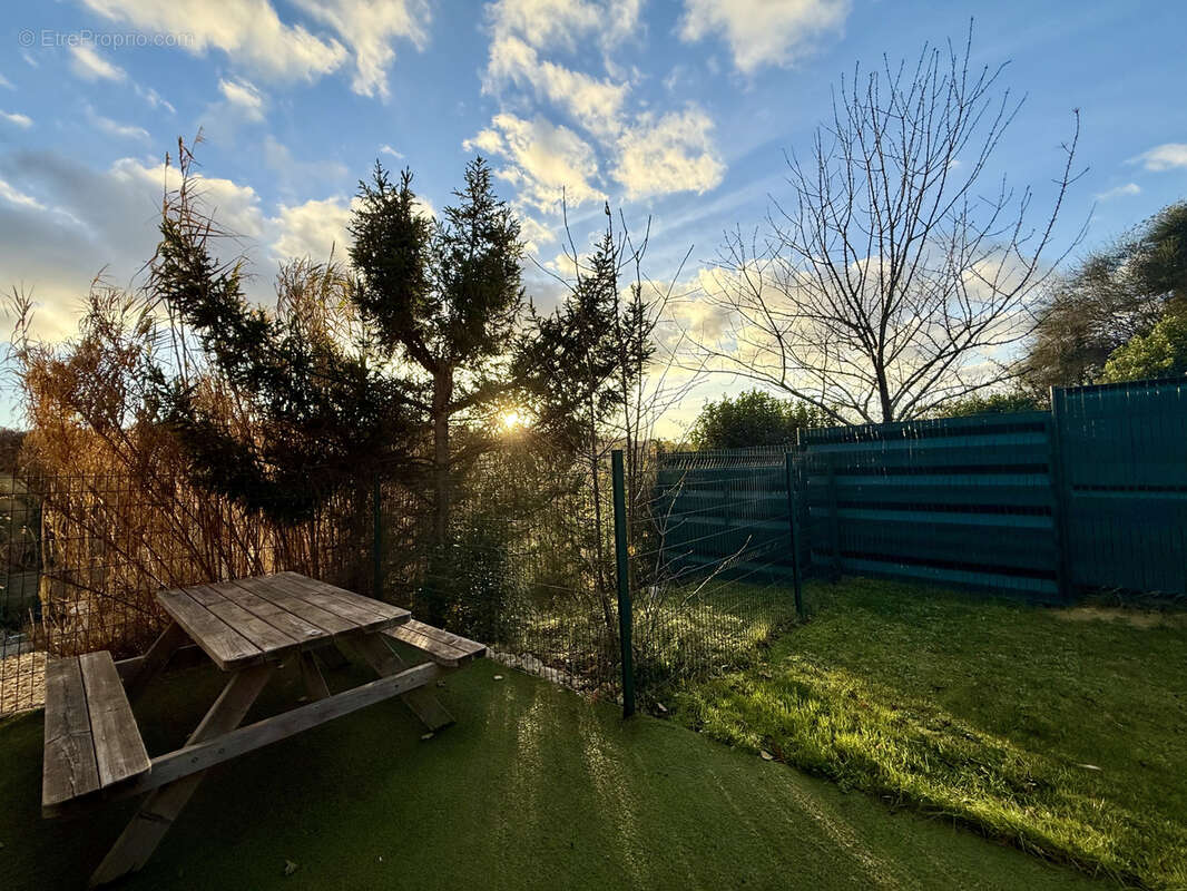 Maison à LE CASTERA