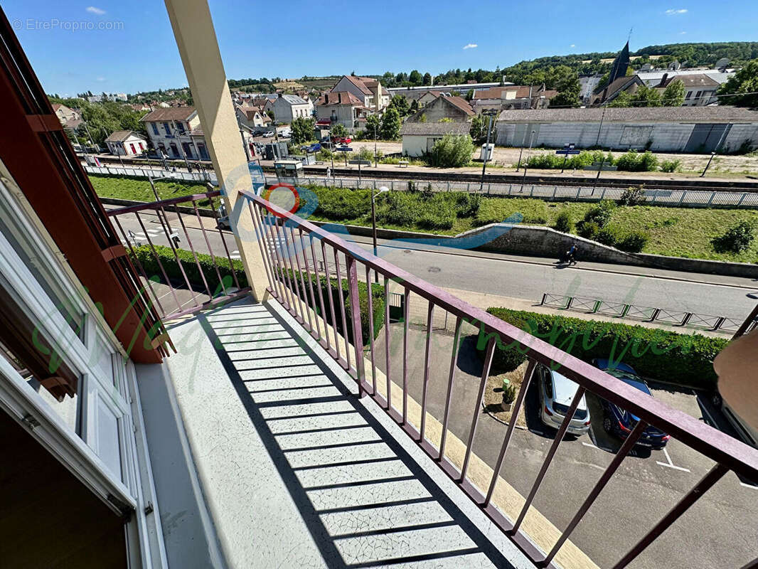 Appartement à BONNIERES-SUR-SEINE