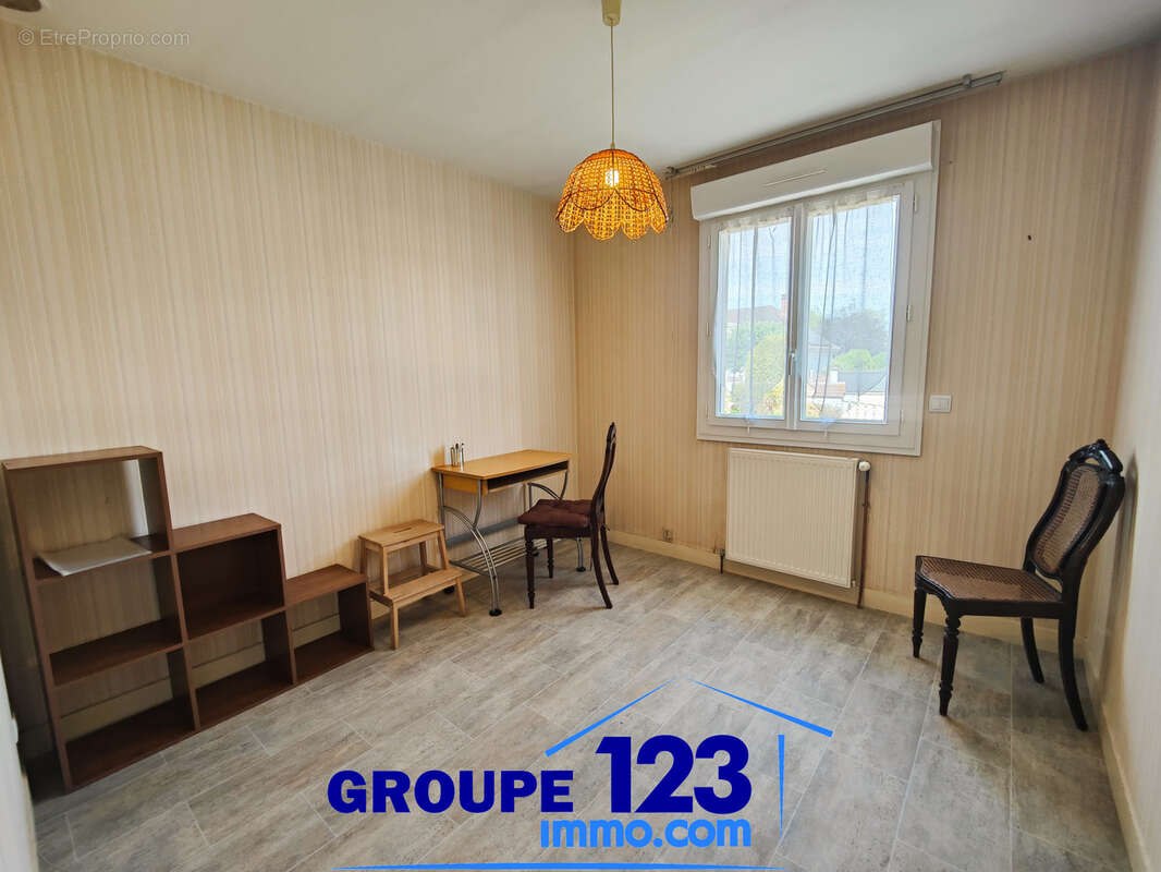 Pavillon familial sur sous-sol complet avec jardin   Cheny - photo 11