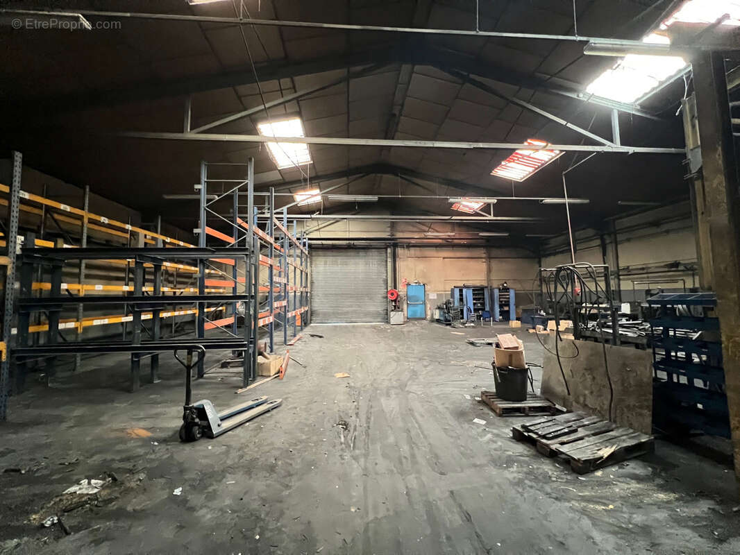 Commerce à FRESSENNEVILLE