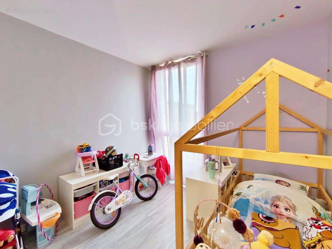 Appartement à BOIS-D&#039;ARCY