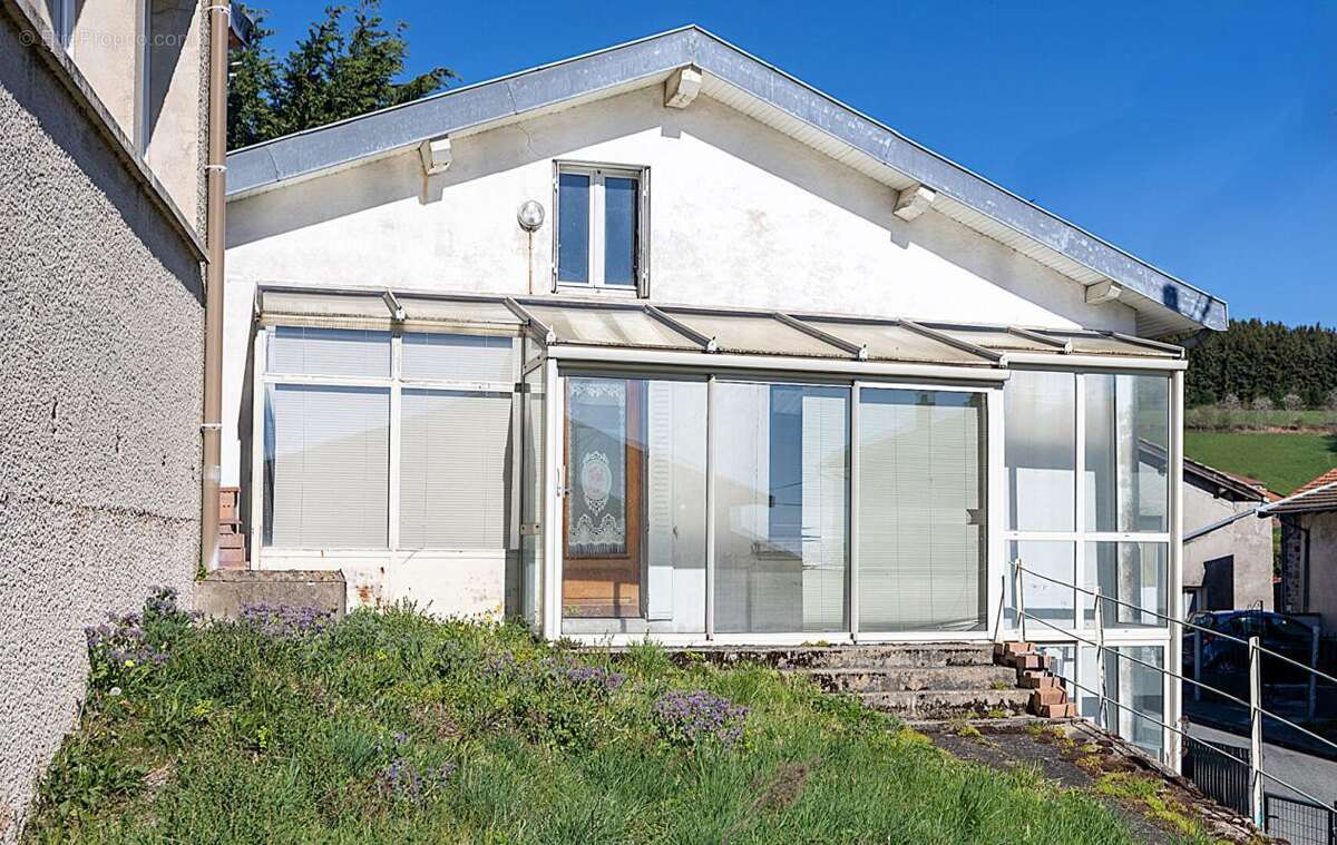 Maison de 155 m² avec terrain et studio indépendant - photo 2