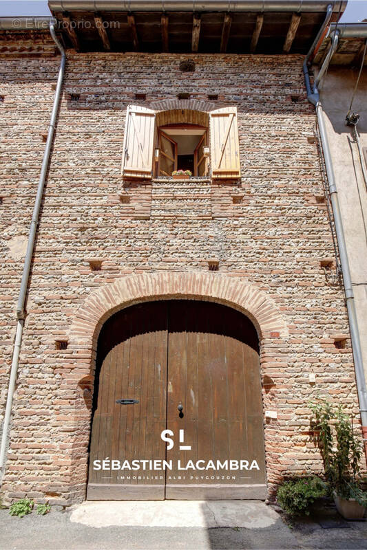 Maison à LISLE-SUR-TARN