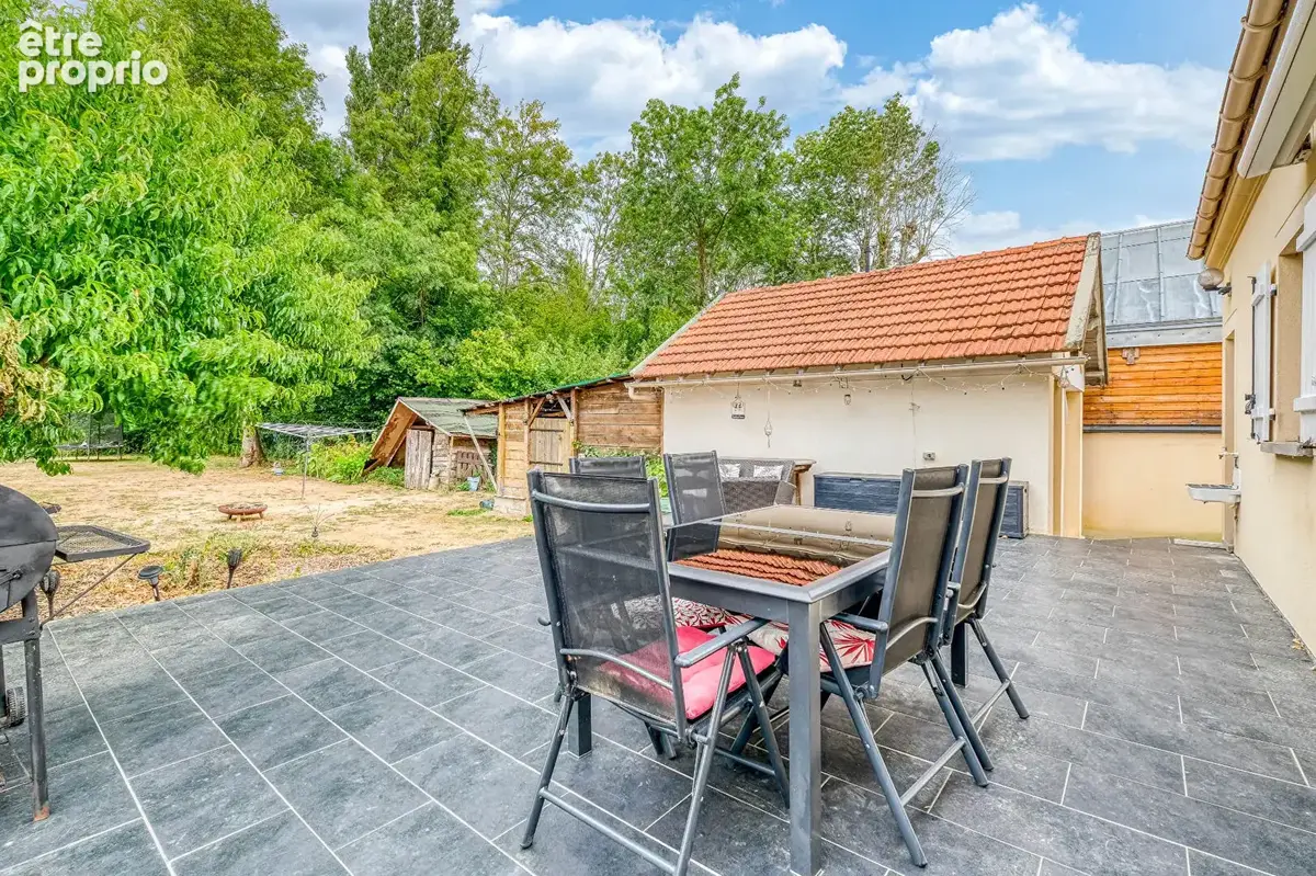 Maison familiale de près de 130 m², terrain de plus de 1 400 m² à Villiers-sur-Morin - photo 16