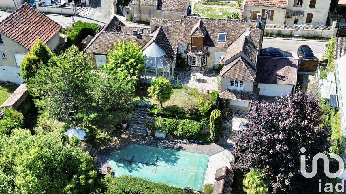 Photo 1 - Maison à VILLEMANOCHE