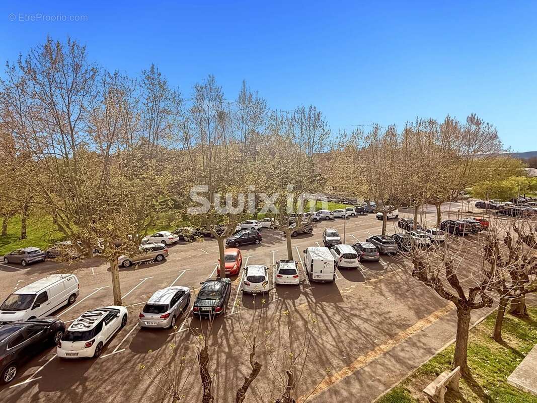 Appartement à PIERRELATTE