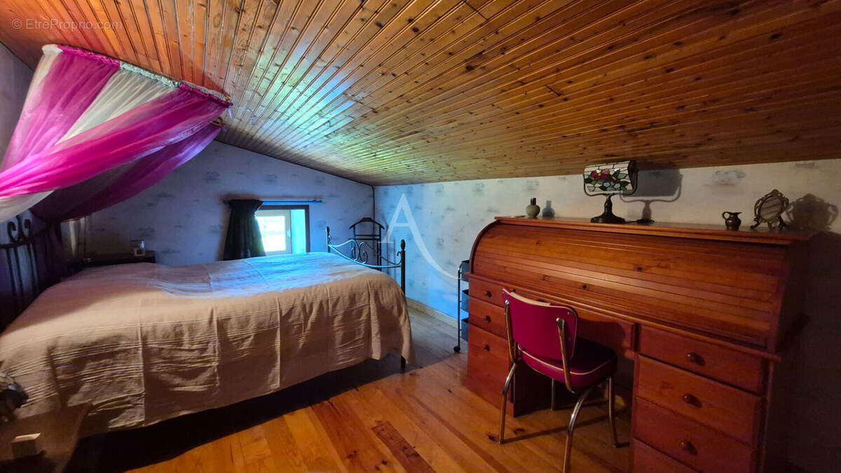 Maison à CHERMIGNAC