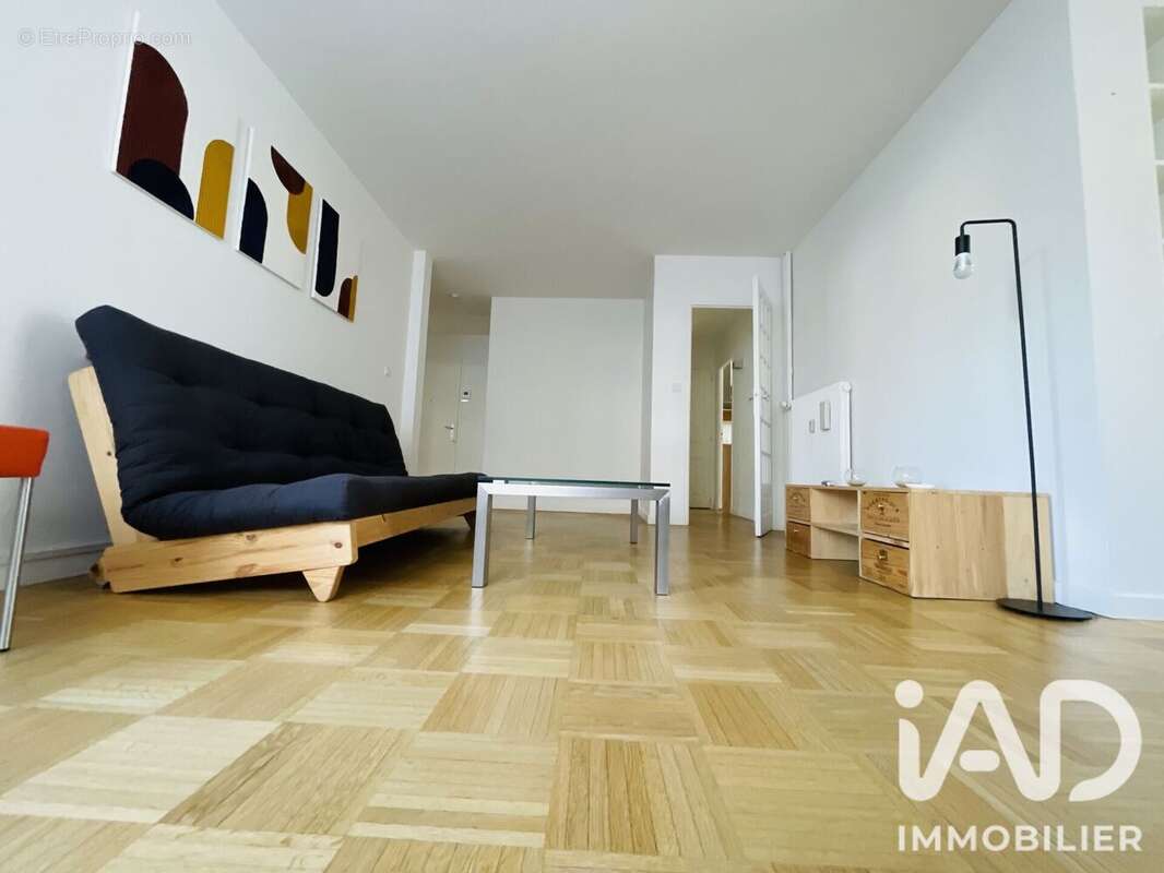 Appartement 77 m² à Reims  - photo 2