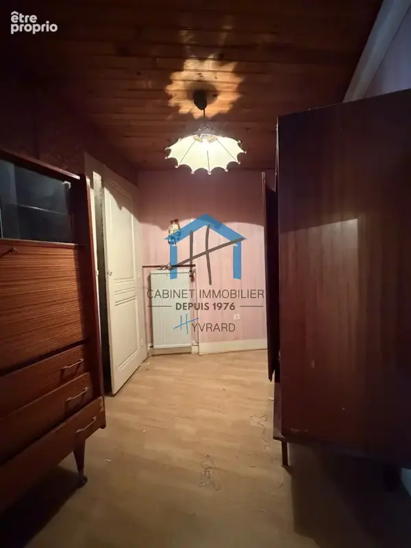 Maison de ville à réhabiliter de 65.34 m2 sur 288 m2 de terrain clos. - photo 7