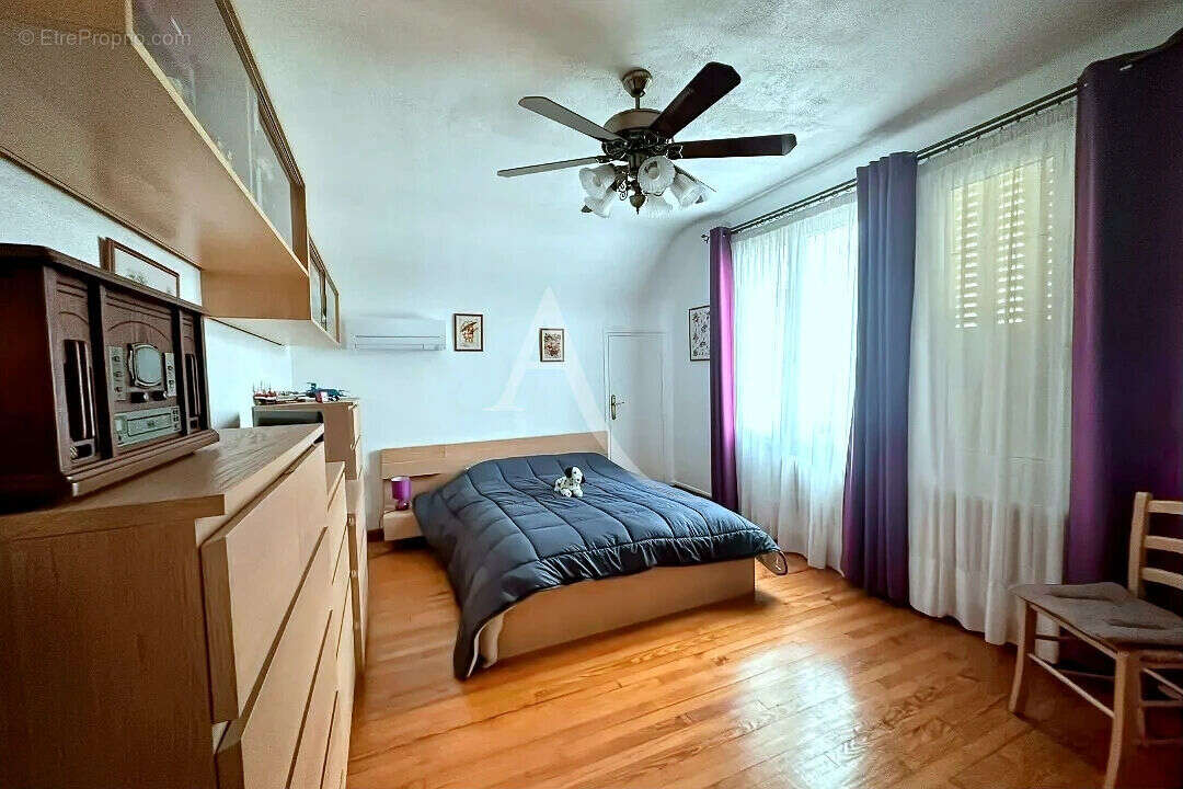 Maison à NEUILLY-SUR-MARNE