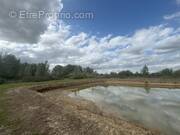 Terrain à BARZY-EN-THIERACHE