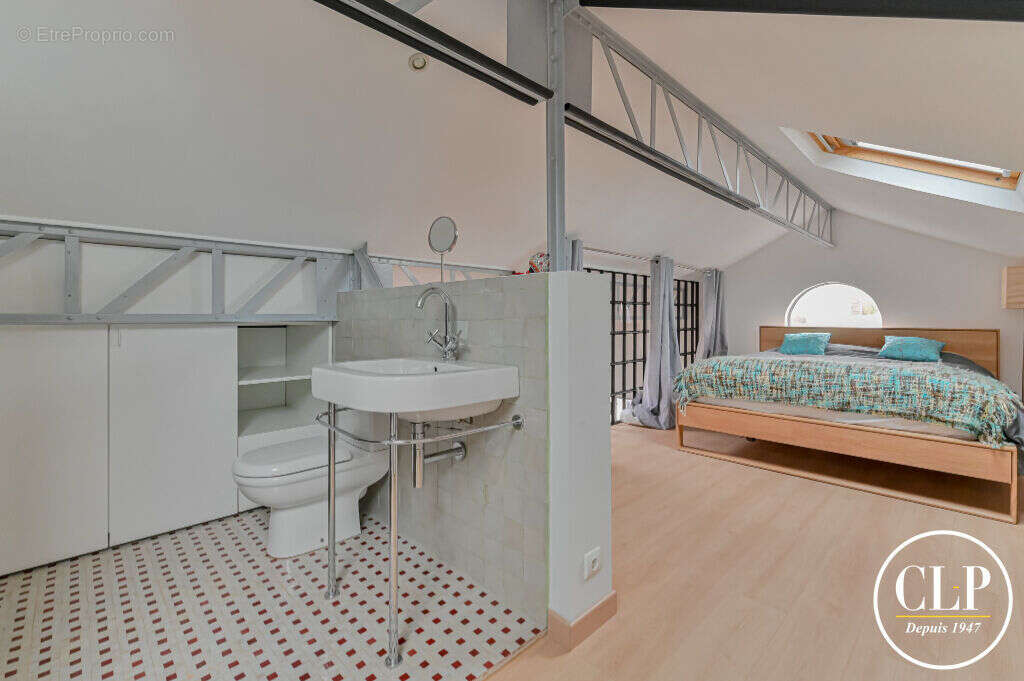 Commerce à MONTREUIL