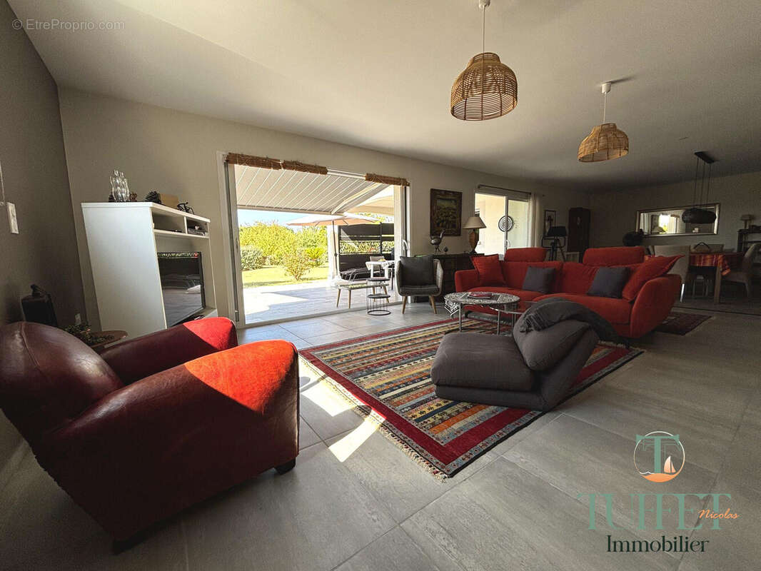 Maison 134 m² à La Tremblade  - photo 3