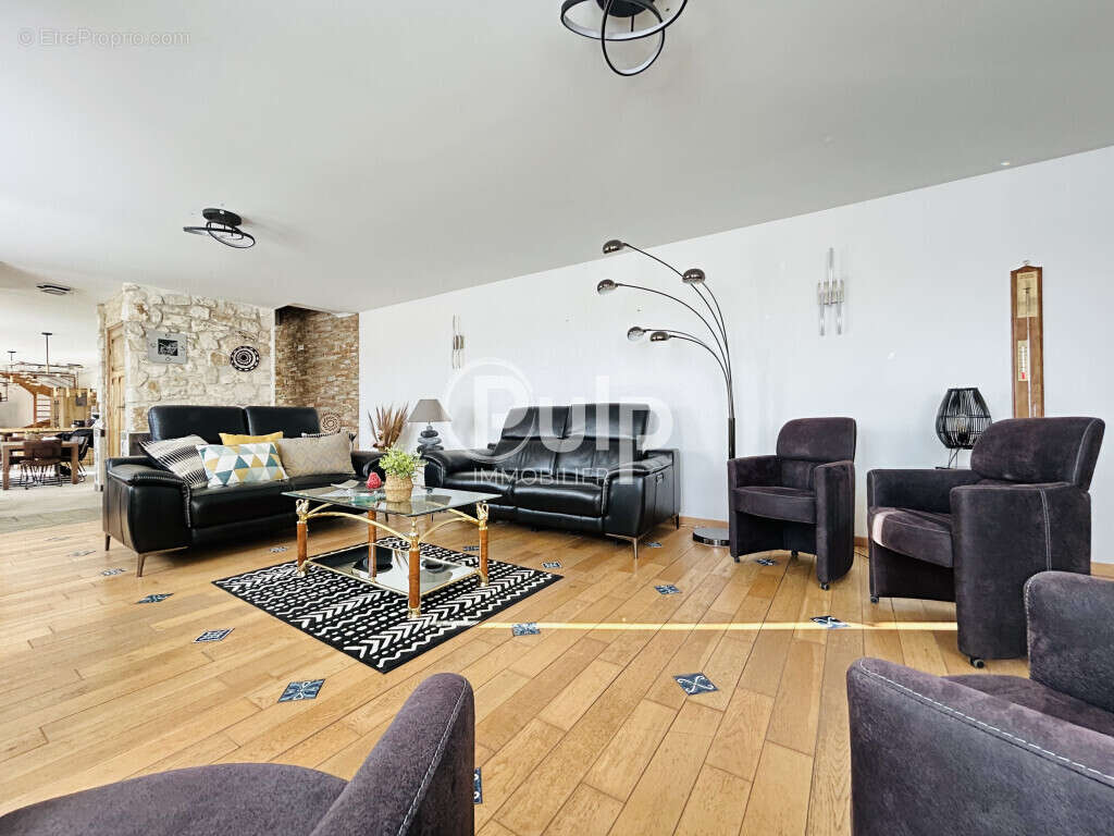 Maison à BEAUMETZ-LES-LOGES