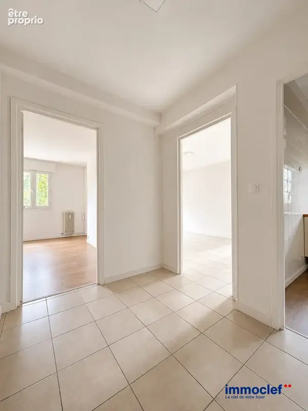 Appartement 46 m² à La Madeleine  - photo 3