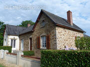 Maison à LE PERTRE