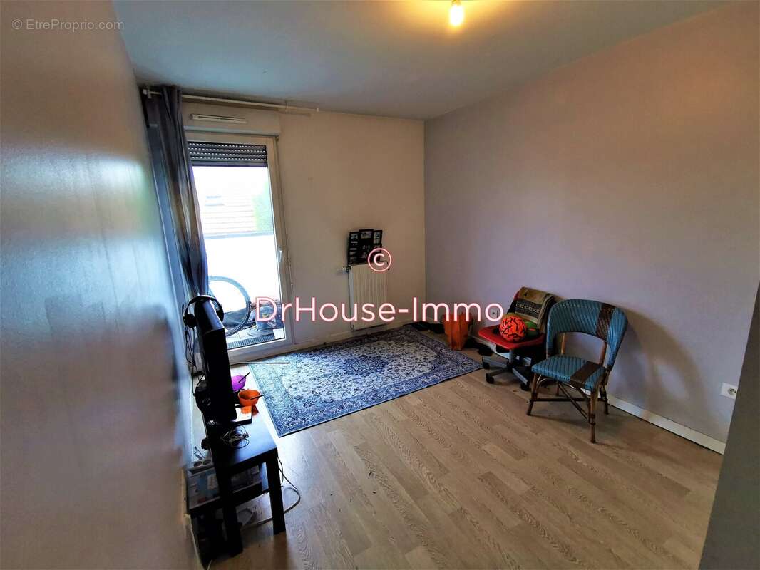 Appartement à AUBERVILLIERS