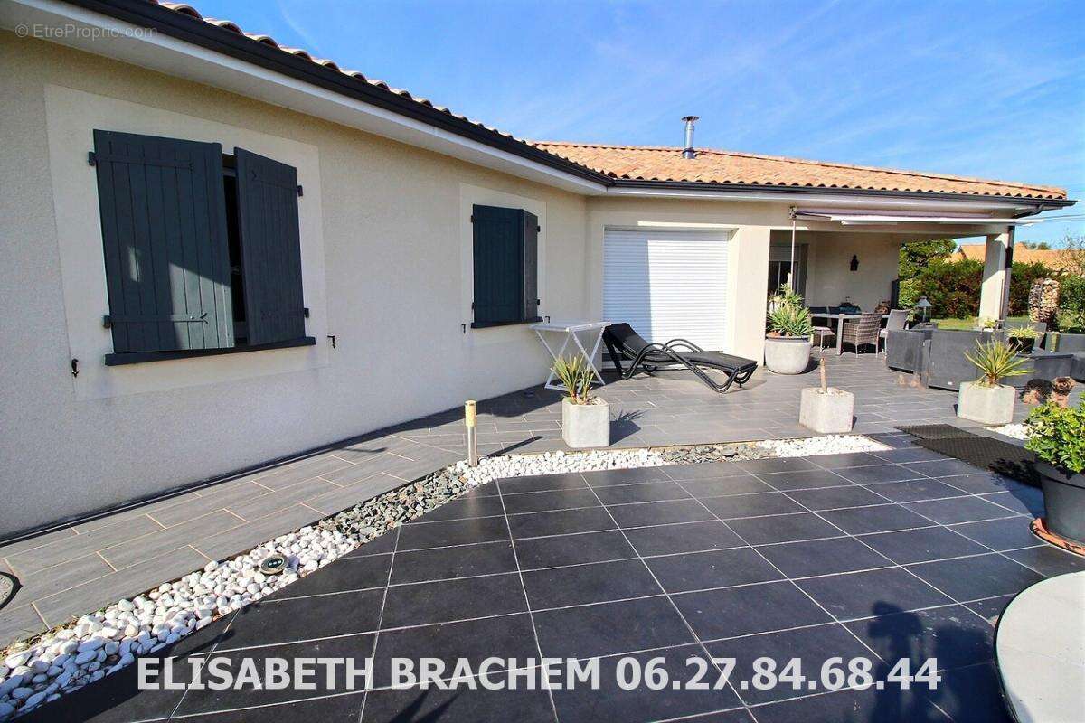 Maison à VILLEFRANCHE-DE-LONCHAT