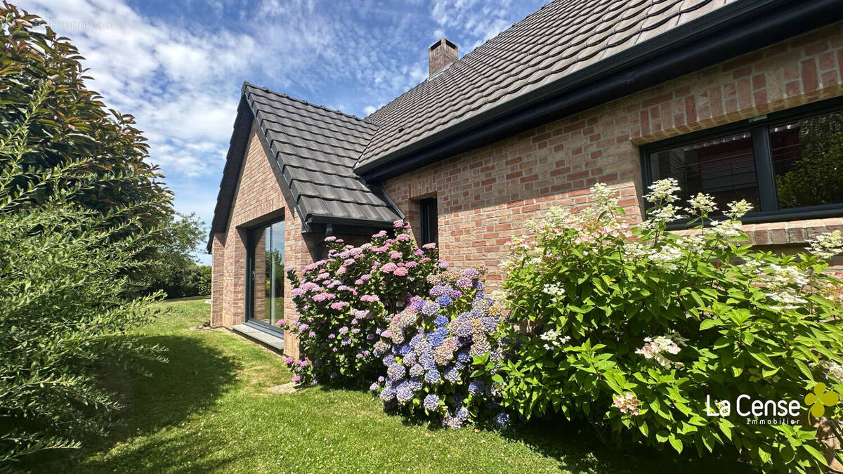 Maison à CAMPHIN-EN-PEVELE