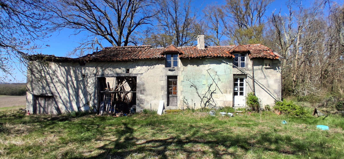 Maison à TOCANE-SAINT-APRE