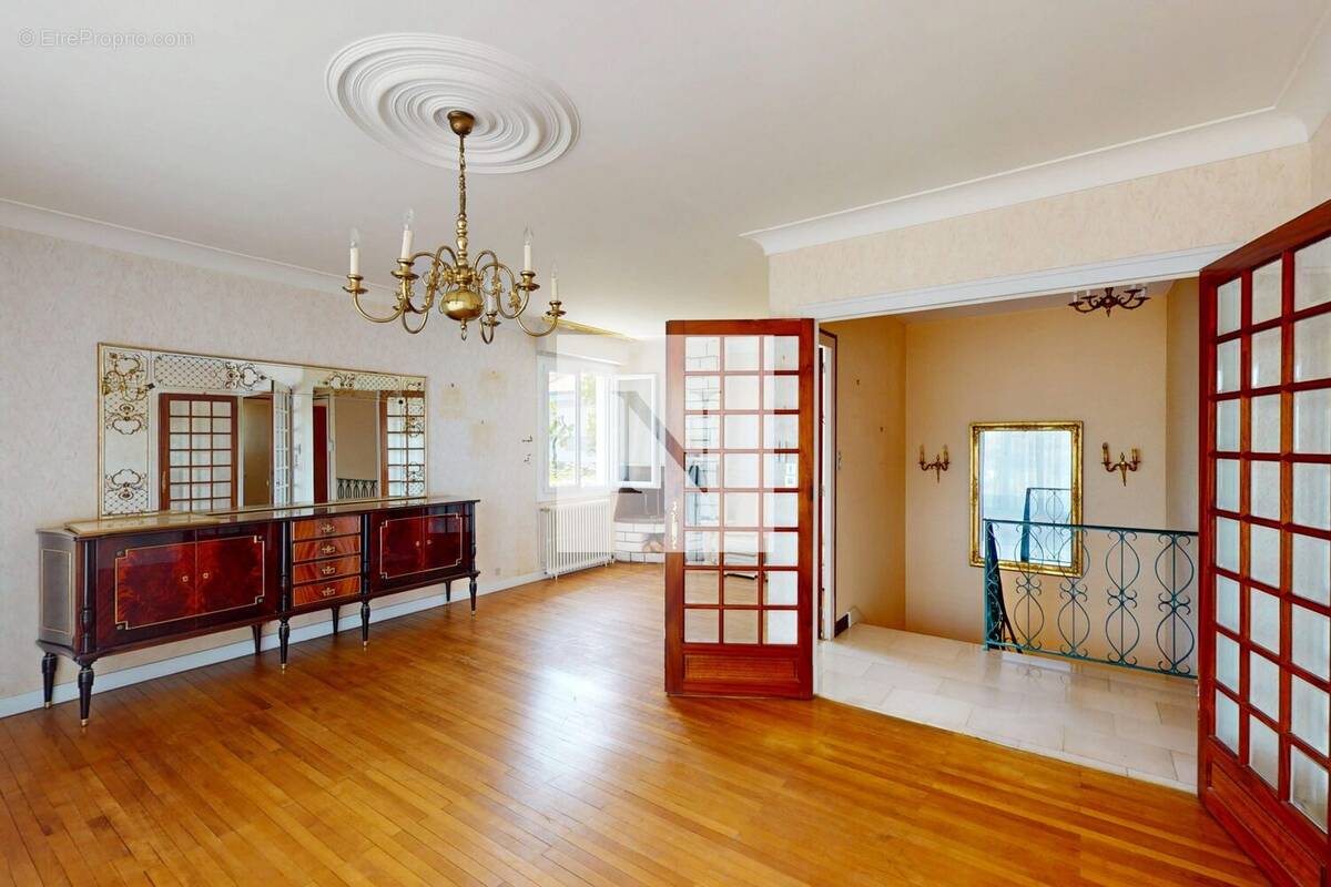 Maison 128 m² à La Rochelle  - photo 2