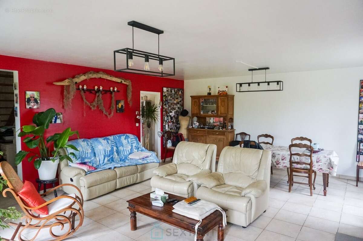 Maison à SAINT-ROMAIN-ET-SAINT-CLEMENT