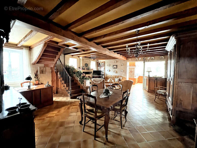 Maison à MATHA