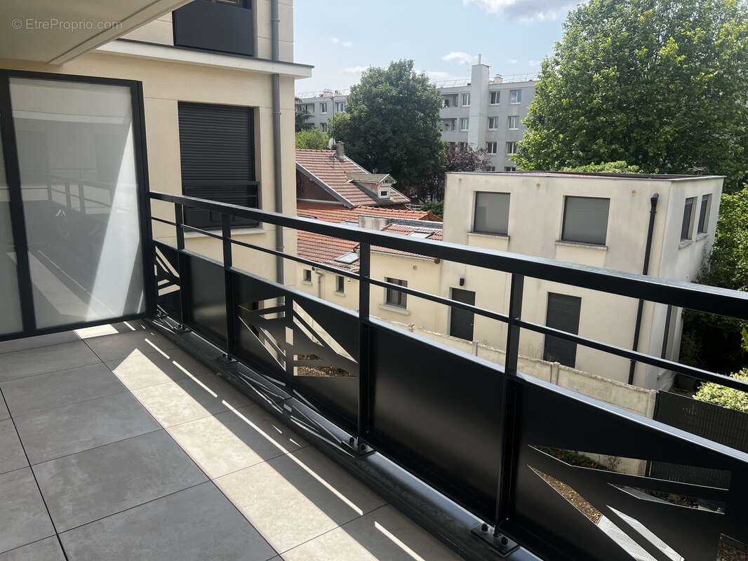Appartement à LE PERREUX-SUR-MARNE