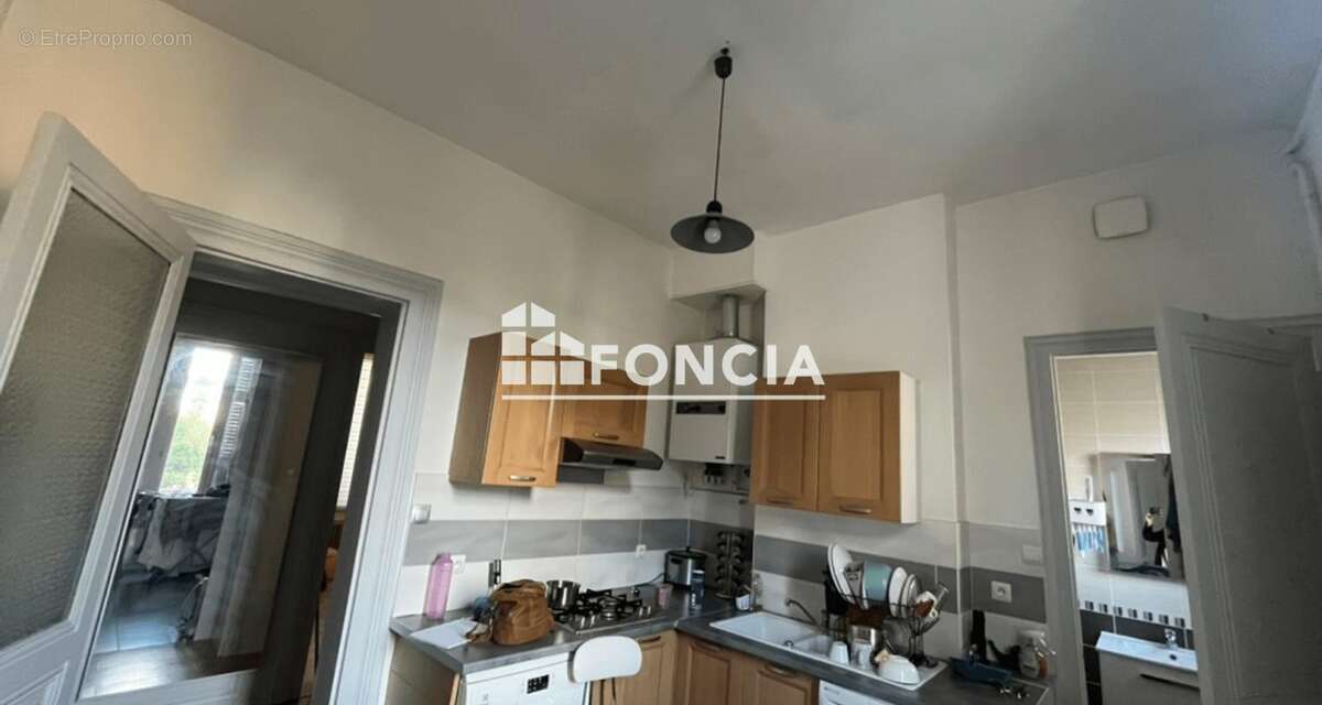 Appartement à SAINT-ETIENNE