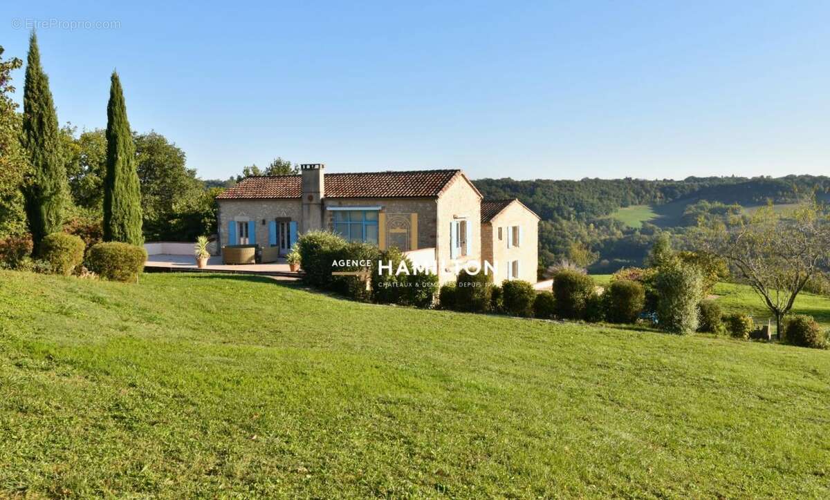Maison à VIRAC
