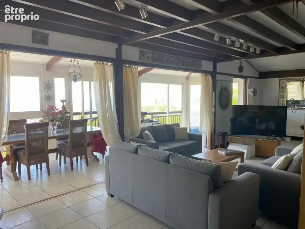 Maison 6 pièces 164 m² à vendre à Saint-Denis (97400) - photo 11