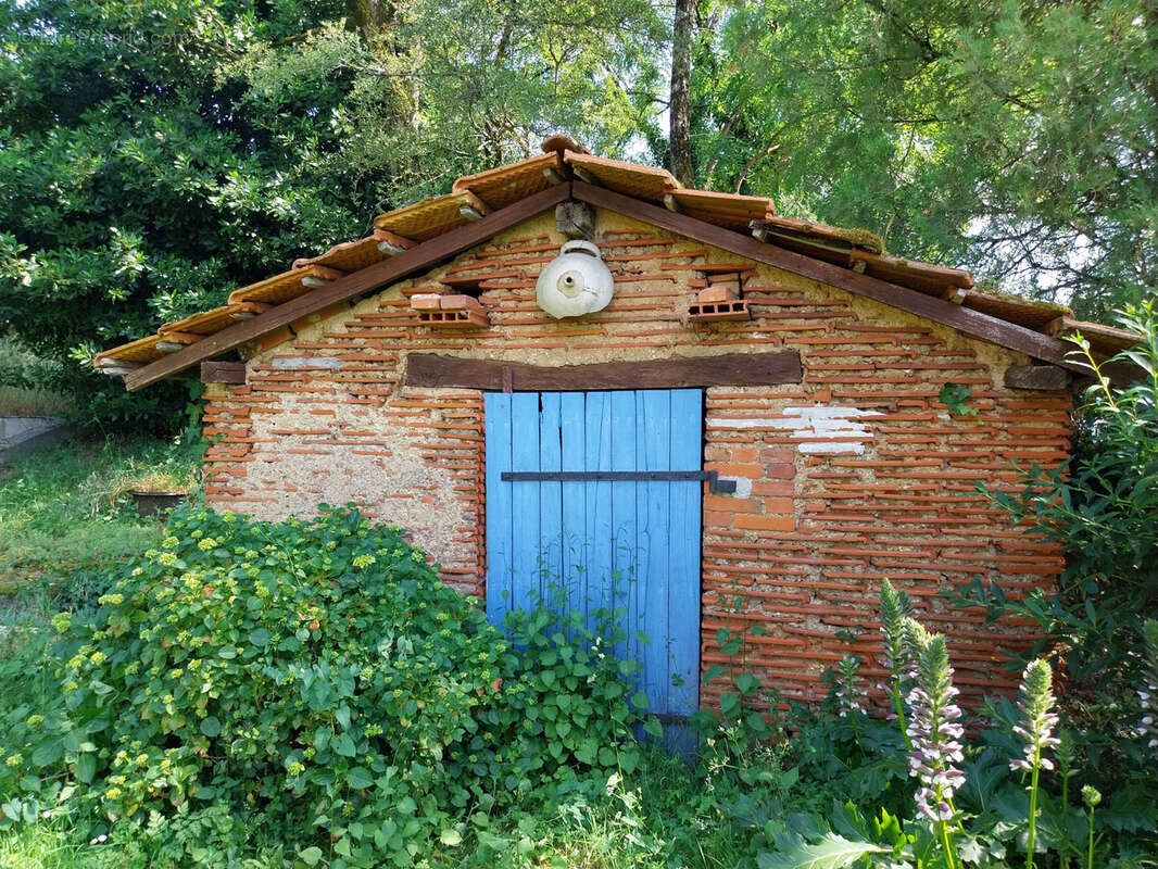Maison à CHASSENEUIL-SUR-BONNIEURE