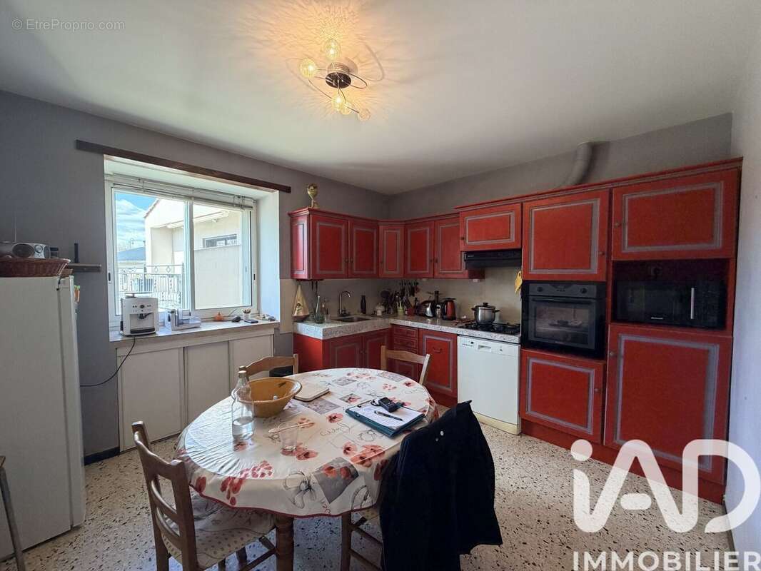 Maison 167 m² à Les Rives  - photo 8