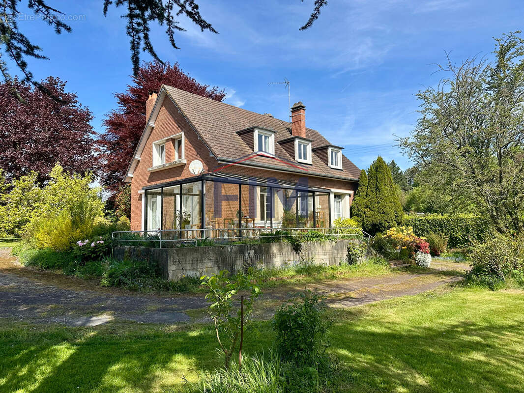 Maison à NEUFCHATEL-EN-BRAY