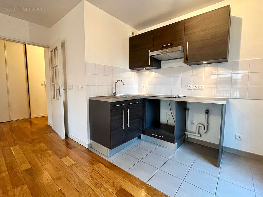 Appartement 61 m² à Asnieres-Sur-Seine  - photo 3