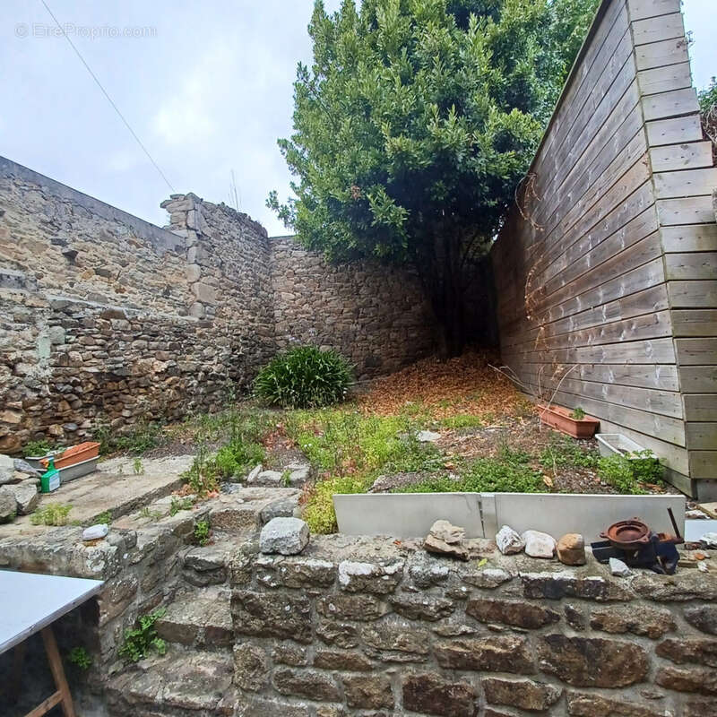 Maison à SAINT-POL-DE-LEON