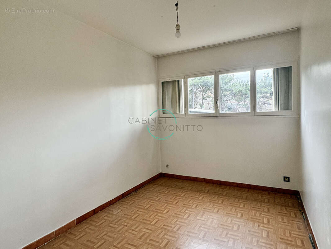 Appartement à MARSEILLE-15E