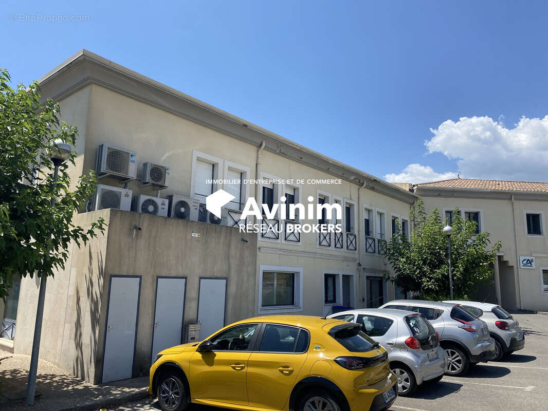 Commerce à TOURRETTES