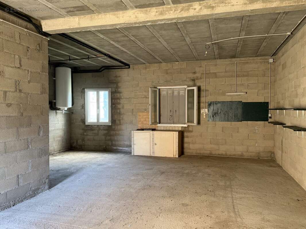 Maison à VILLENEUVE-DE-LA-RAHO