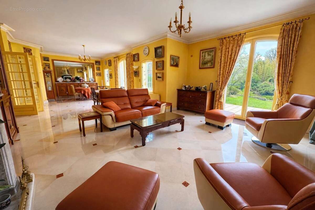 Maison à LE PLESSIS-TREVISE