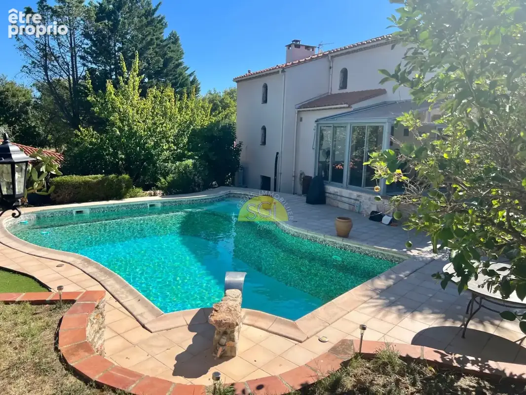 Belle Villa 4 faces avec piscine et sous-sol complet. - photo 13