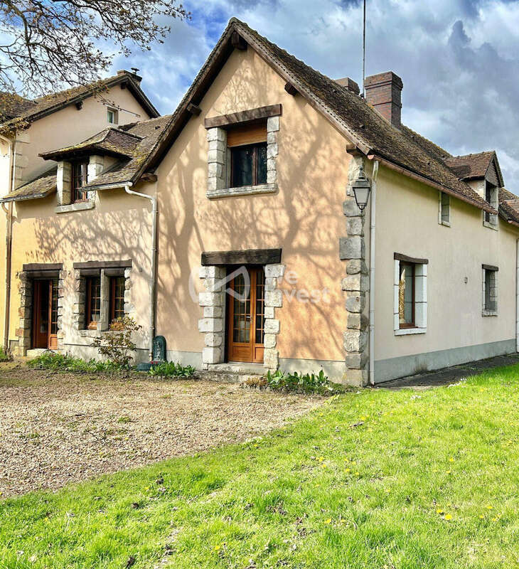 Maison à JOUY