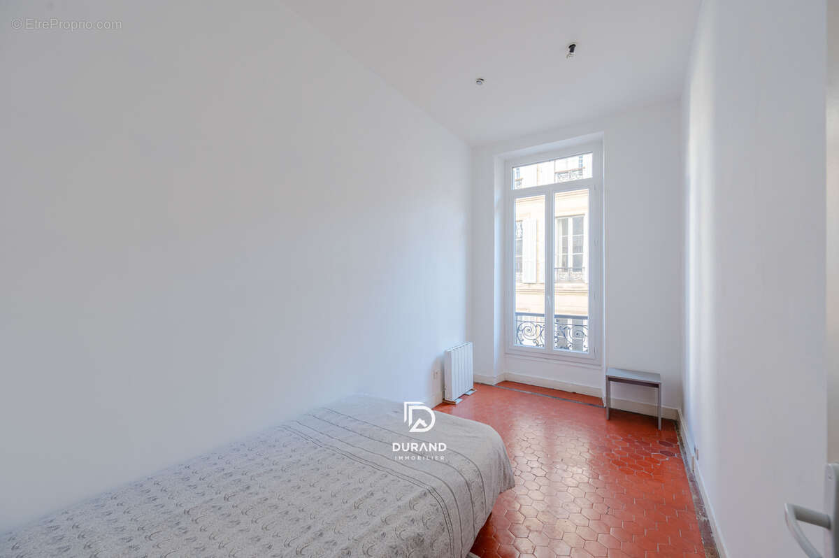Appartement à MARSEILLE-6E