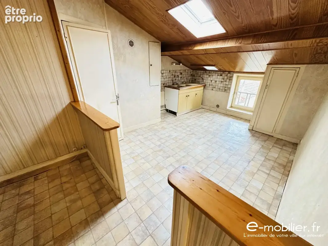 Appartement 250 m² à La Clayette  - photo 4