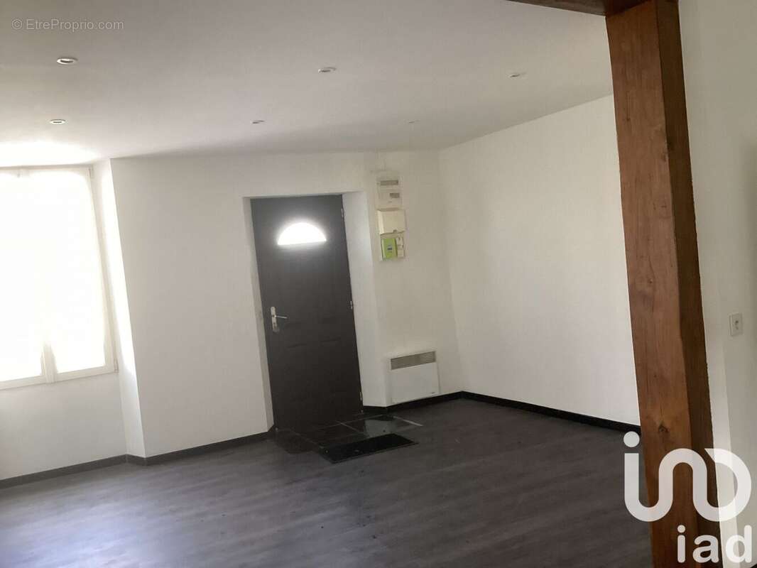 Photo 2 - Maison à ROMILLY-SUR-SEINE