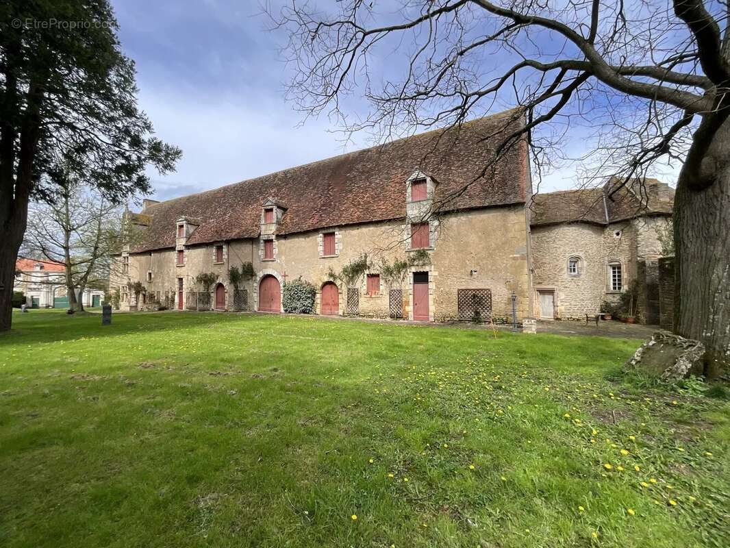 Maison à LA CHATRE