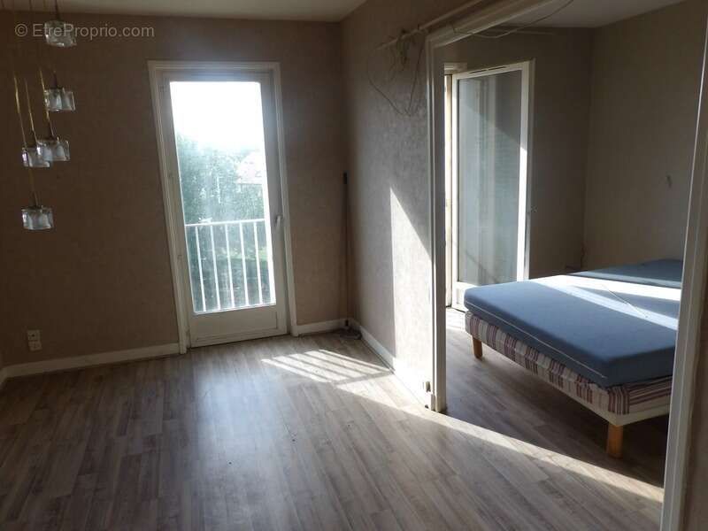Appartement à vendre 3 pièces MONTLUCON (03) - photo 4