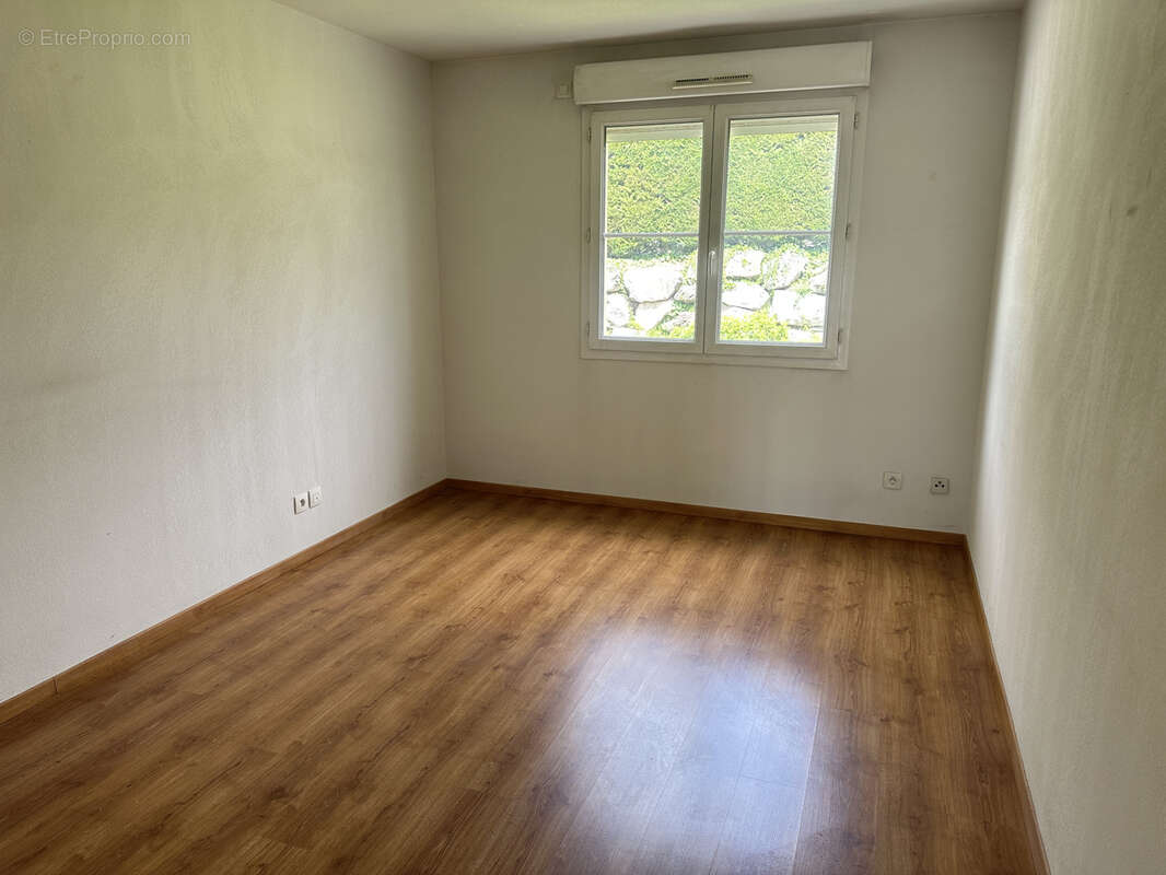 Appartement à LA FOUILLOUSE