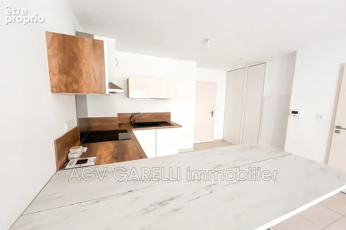 Appartement 2 pièces 40 m² à vendre à Toulon (83000) - photo 7